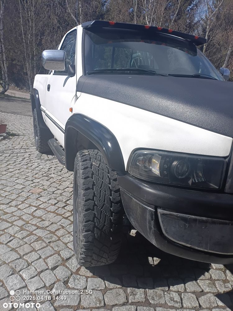Dodge RAM - 1