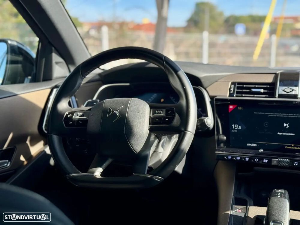 DS DS7 Crossback - 10