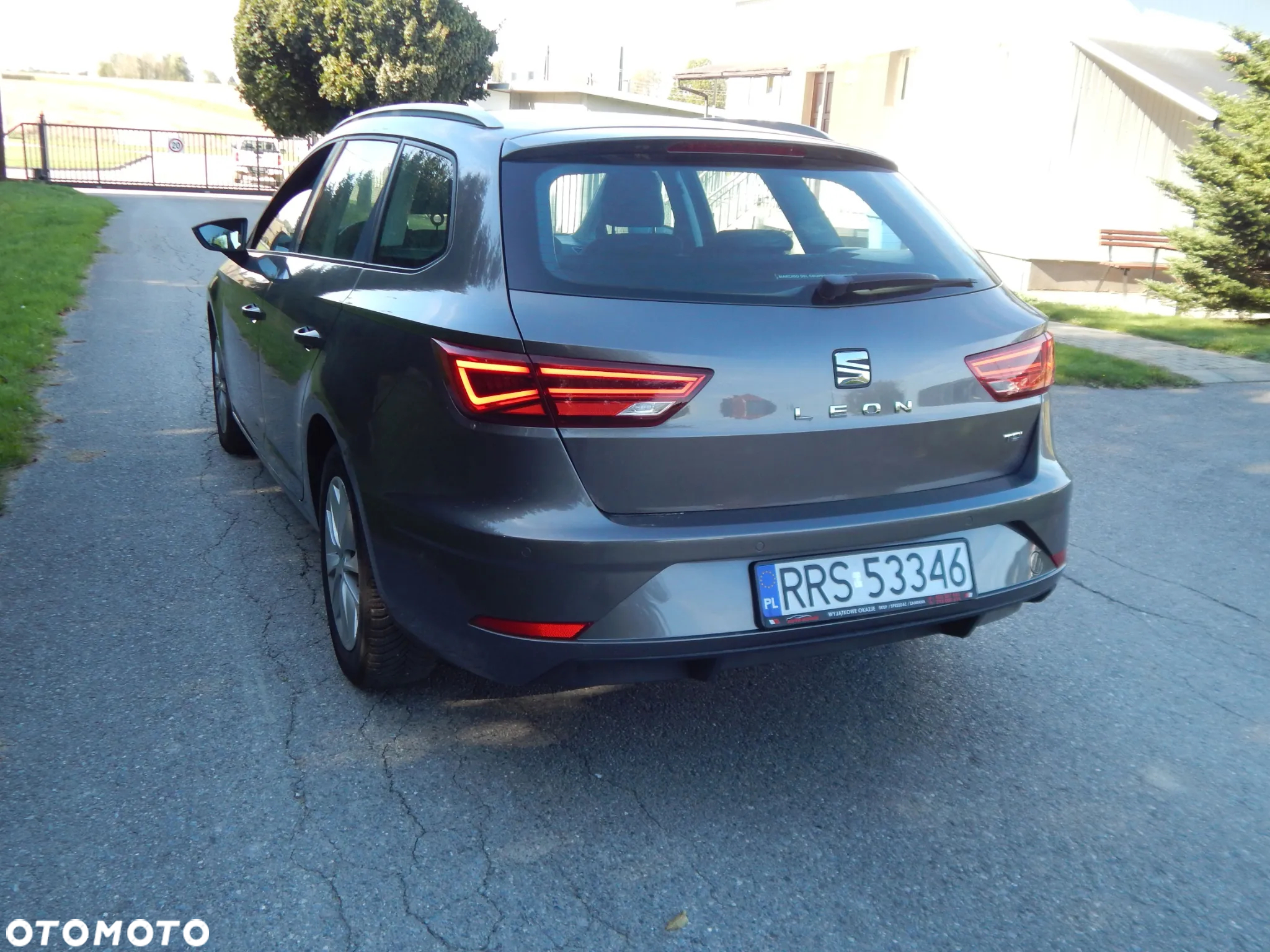Seat Leon 1.6 TDI Style S&S DSG - 9