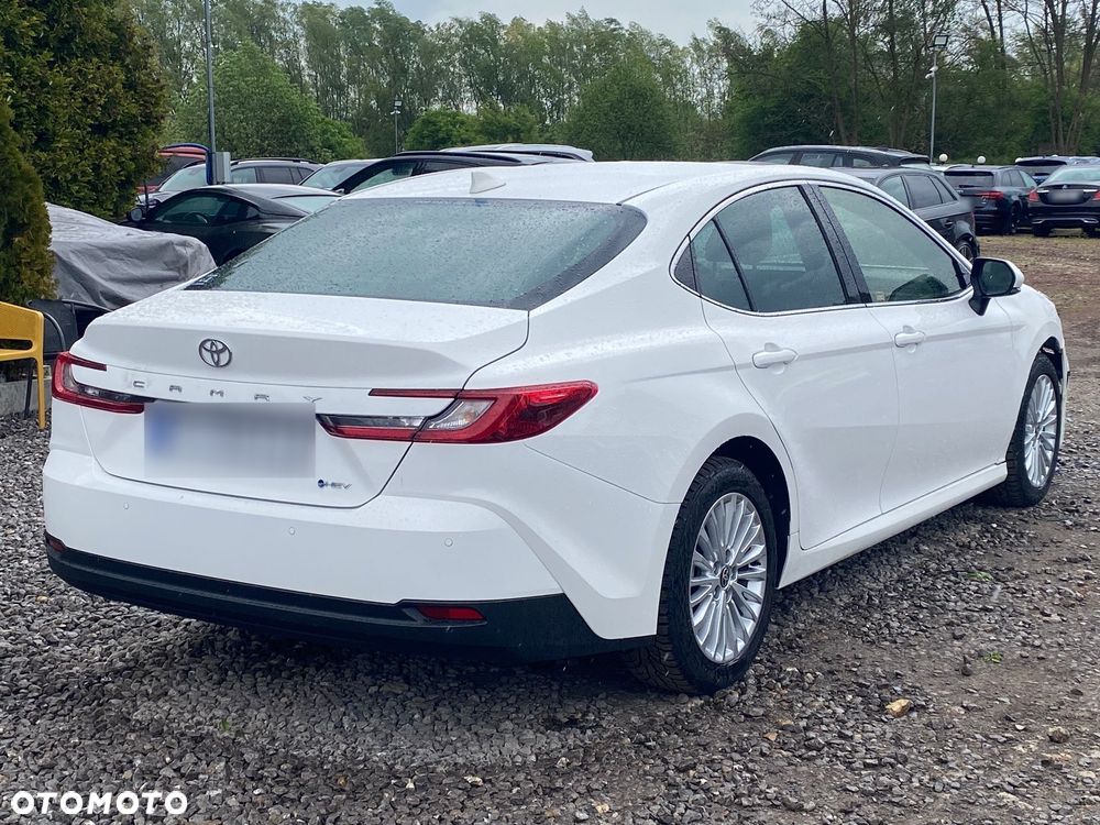 Toyota Camry 2.5 Hybrid Dynamic Force Executive e-CVT - 14