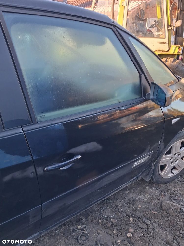 Renault espace IV drzwi prawy przod nv676