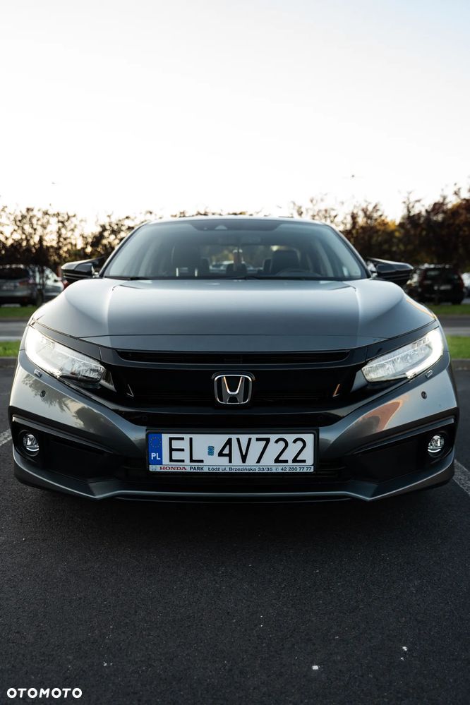 Honda Civic 1.5 i-VTEC Turbo CVT Executive - 2