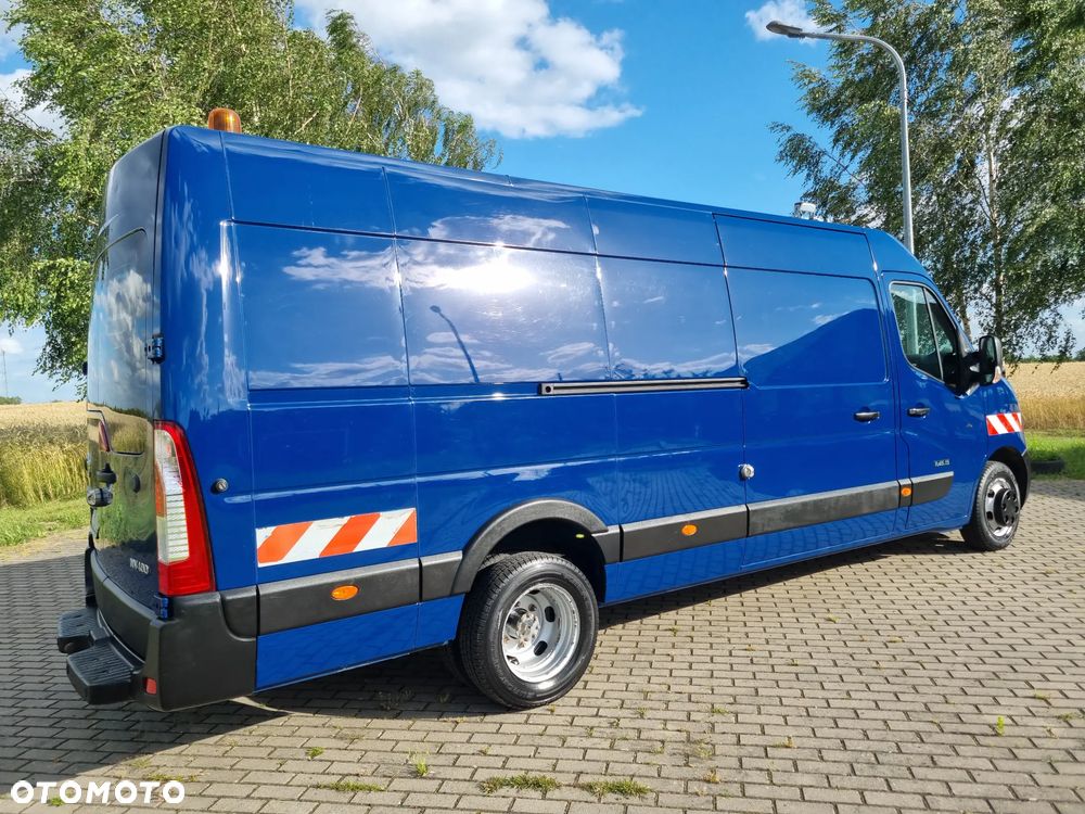 Nissan NV 400 - 4
