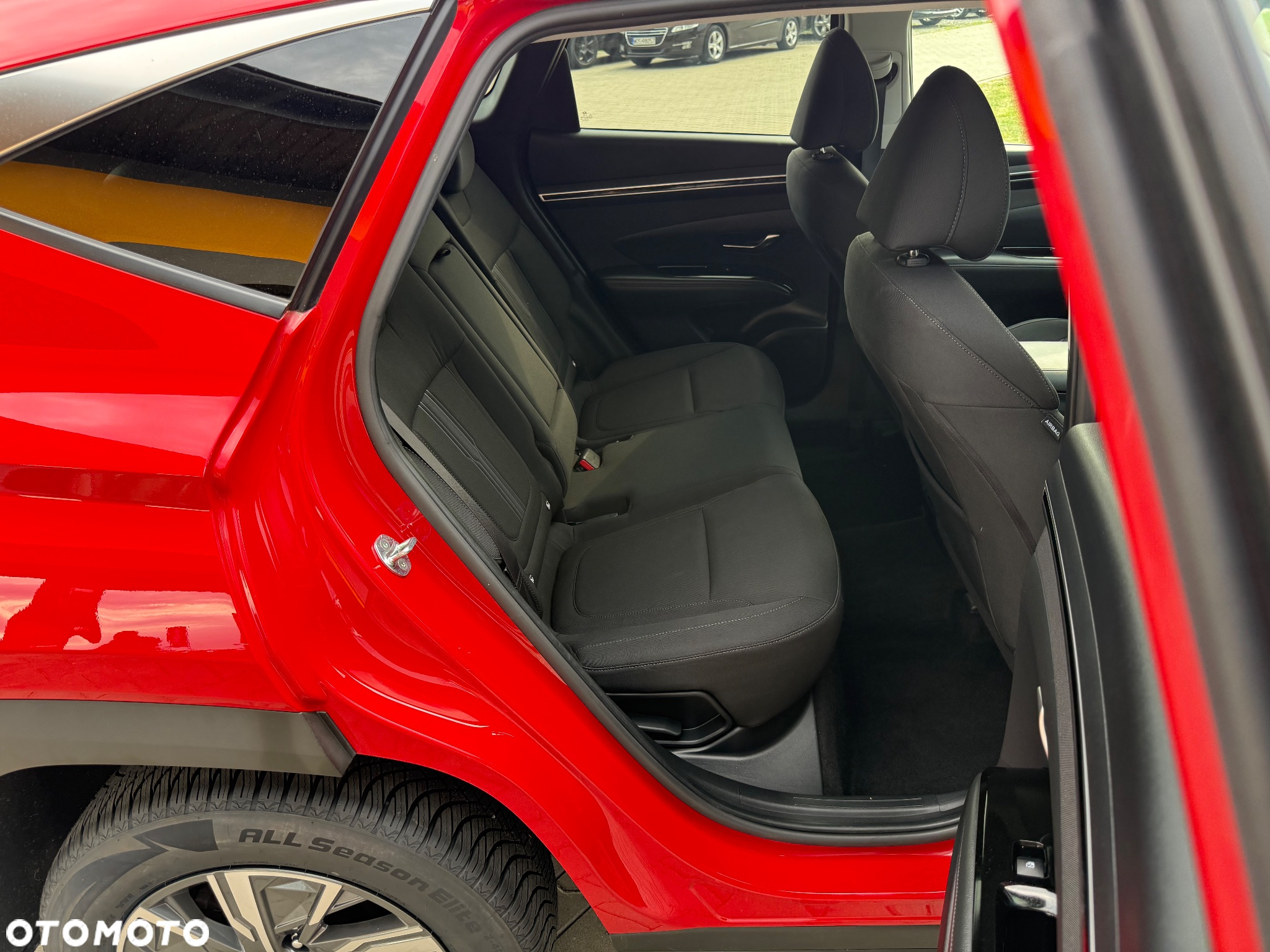 Hyundai Tucson 1.6 T-GDi 48V-Hybrid 2WD DCT Blackline - 31