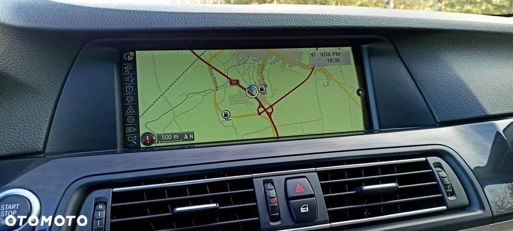BMW Seria 5 520i Sport-Aut - 16