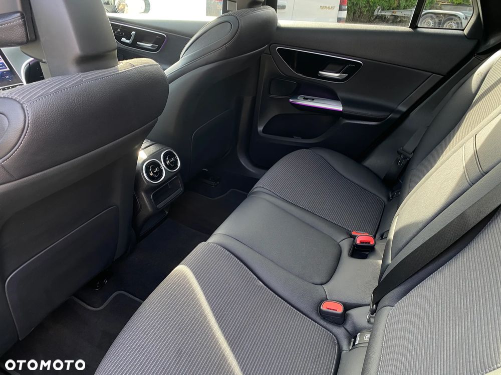 Mercedes-Benz GLC 220 d 4Matic 9G-TRONIC Avantgarde Advanced - 19