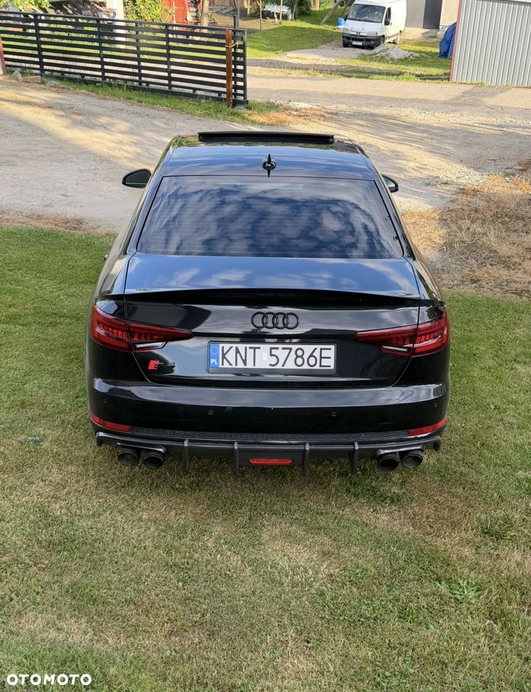 Audi S4 Limousine - 8