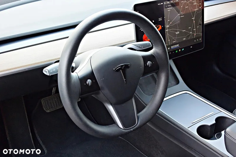 Tesla Model 3 Langstreckenbatterie Allradantrieb Dual Motor - 24