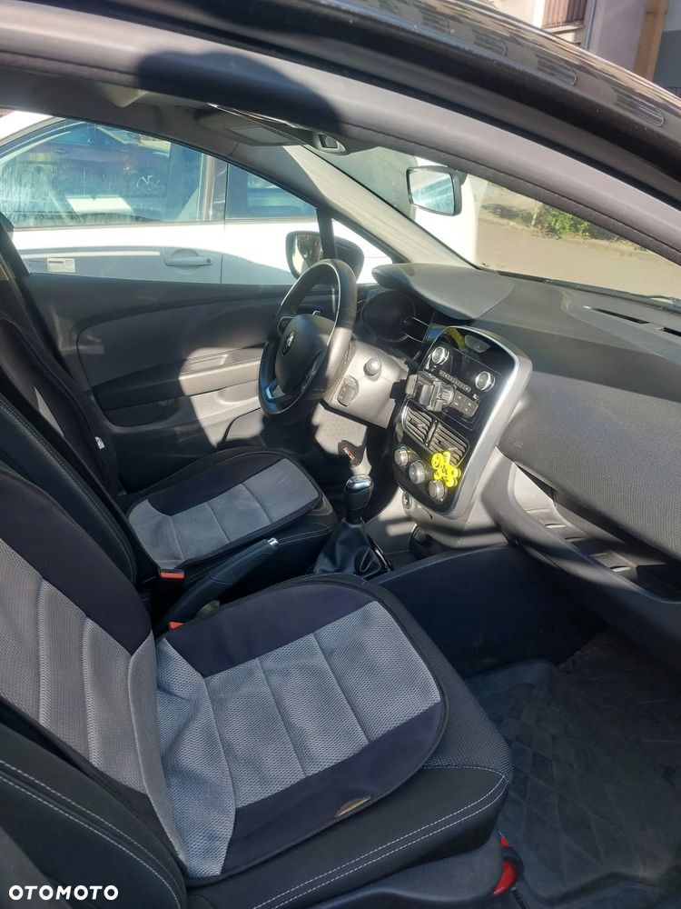 Renault Clio - 16