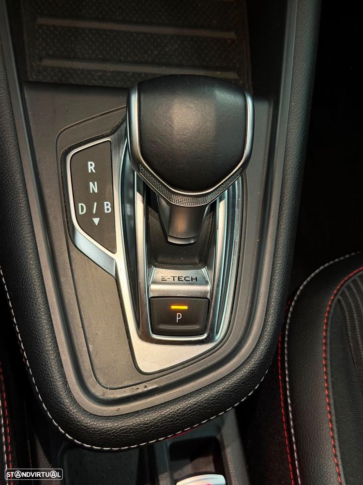 Renault Captur 1.6 E-Tech Plug-In RS Line - 13