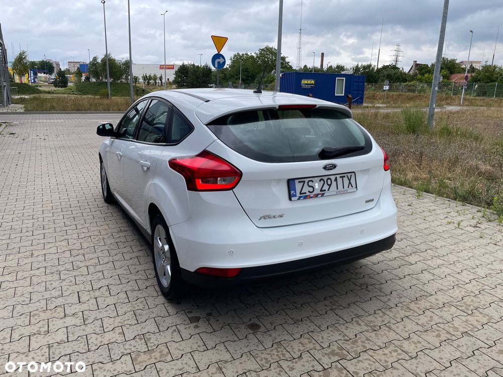Ford Focus 1.0 EcoBoost Start-Stopp-System TREND - 6