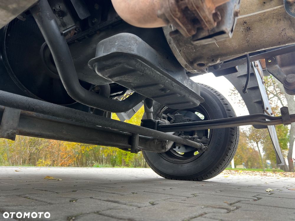 Nissan Atleon 56/35.13 - 13