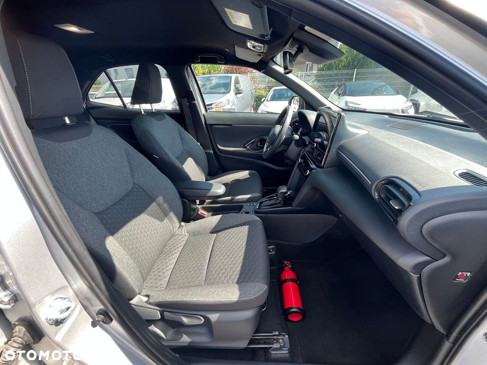 Toyota Yaris Cross Hybrid 1.5 Style - 27
