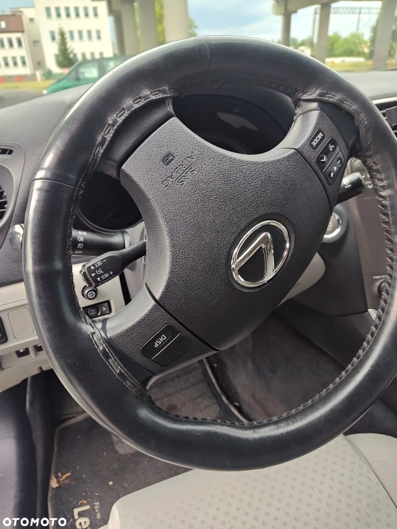 Lexus IS 220d - 5