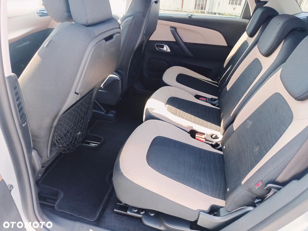 Citroën C4 Picasso e-HDi 115 ETG6 Exclusive - 24