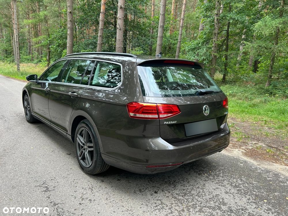 Volkswagen Passat 1.6 TDI BMT Comfortline - 4