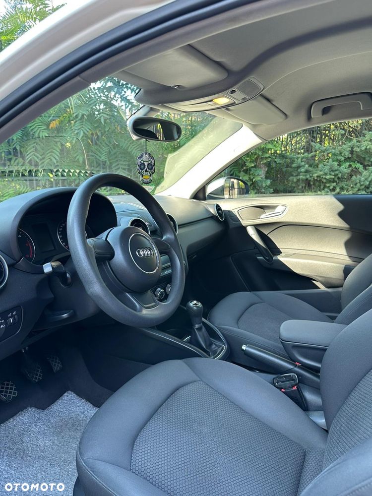 Audi A1 1.6 TDI Ambition - 18