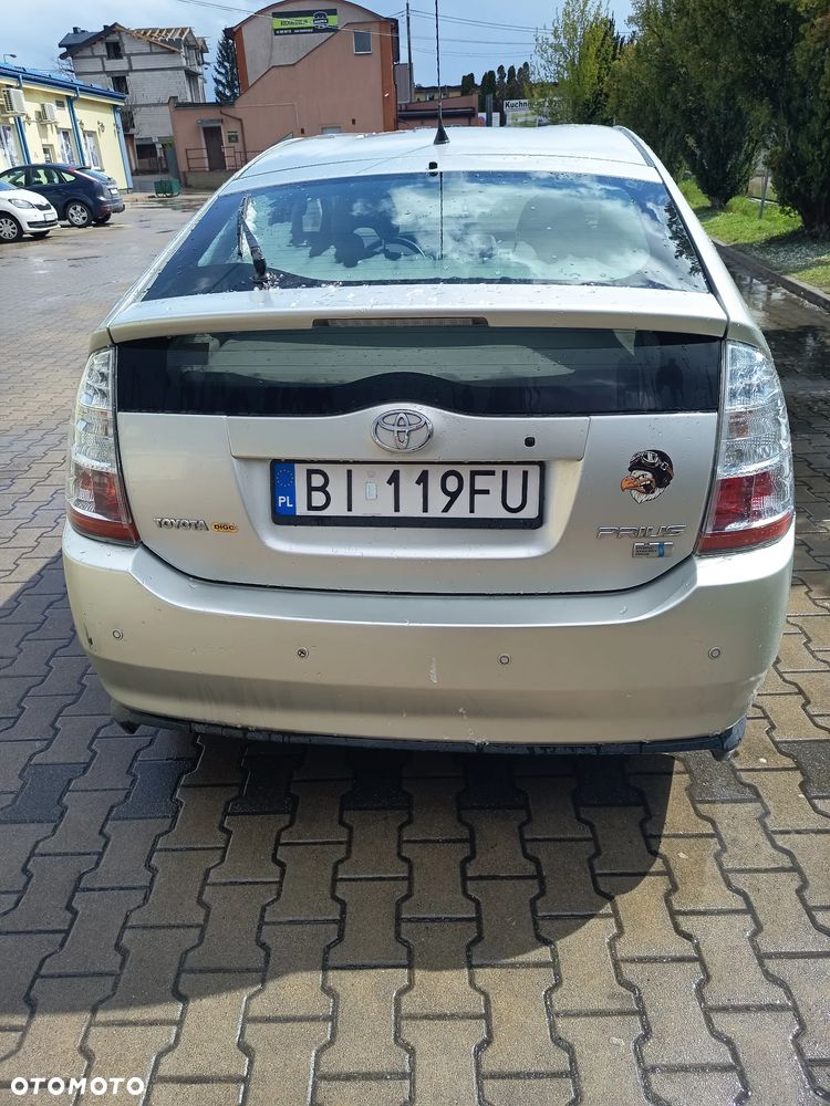 Toyota Prius 1.5 VVT-i Sol - 4