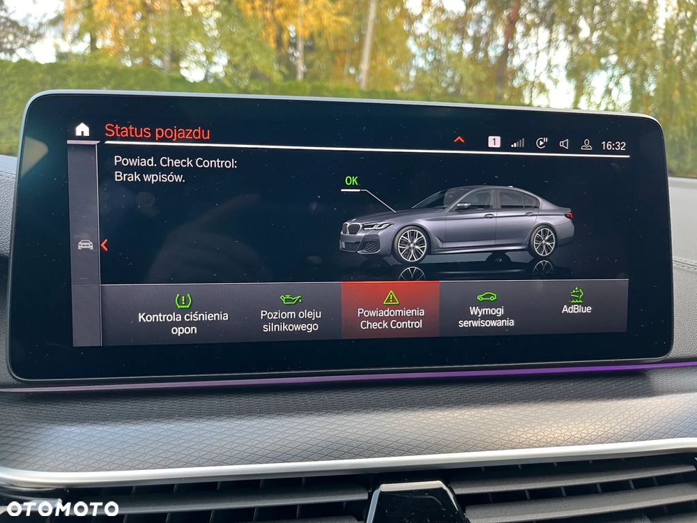 BMW Seria 5 ver-540d-xdrive-mhev-m-sport-sport - 30