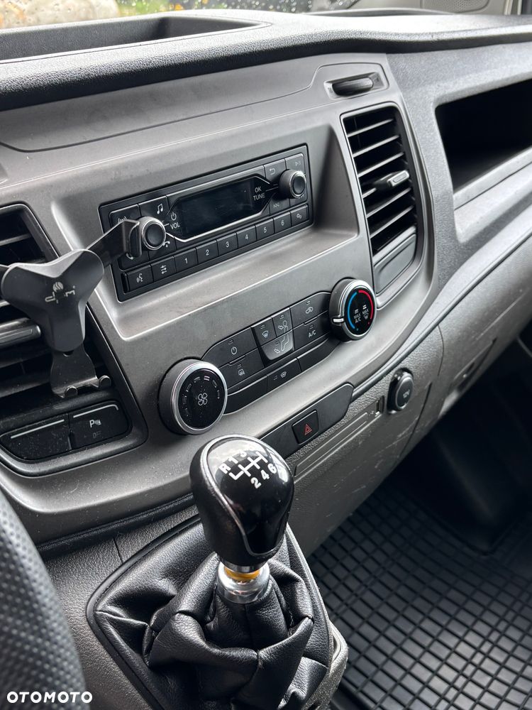 Ford Transit Custom - 11
