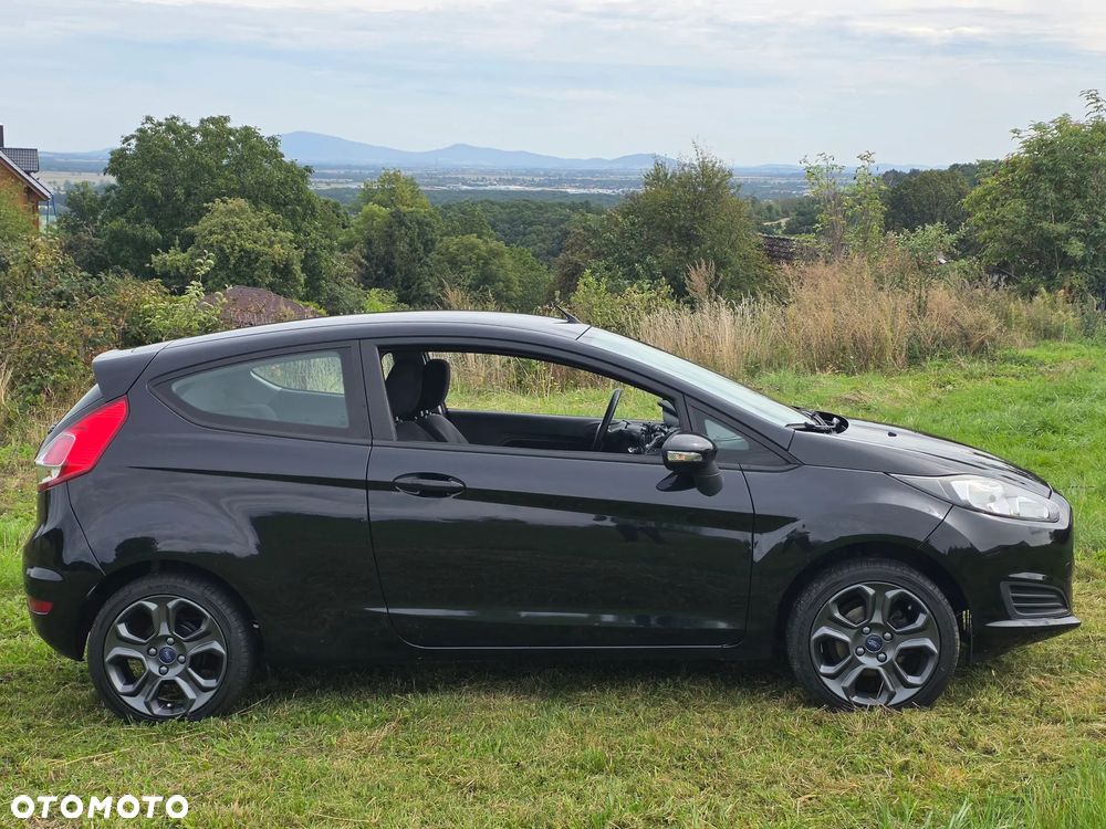 Ford Fiesta - 2