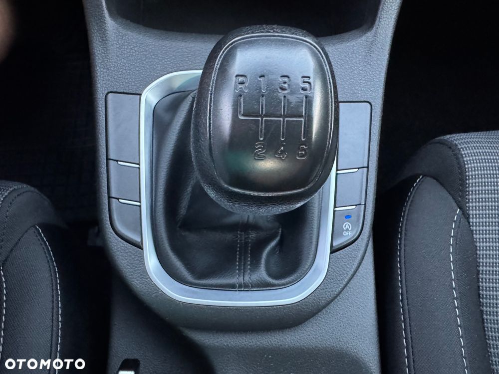 Hyundai i30 1.4 Fifa World Cup Edition - 27