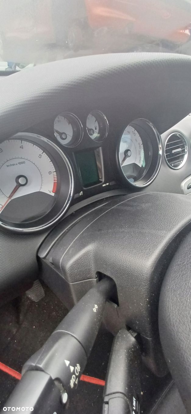 Peugeot 308 SW T7 1.6 VTI 2010r licznik - 1