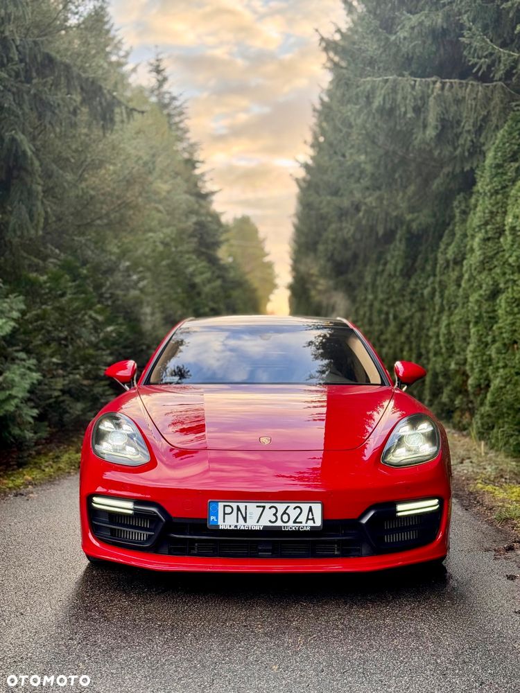 Porsche Panamera 4S - 3