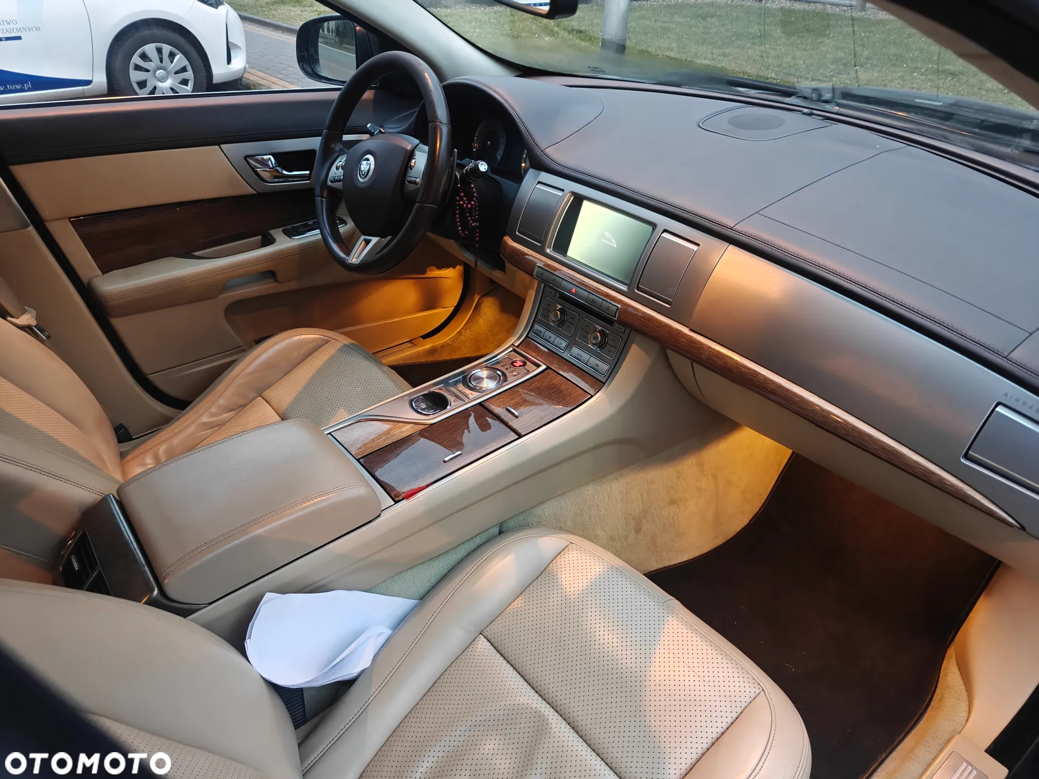 Jaguar XF 3.0 V6 D S Premium Luxury - 10