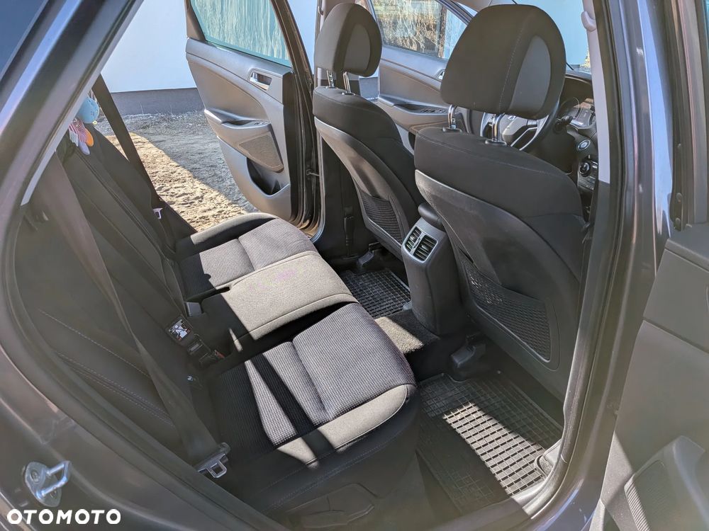 Hyundai Tucson 1.7 CRDI BlueDrive Comfort 2WD DCT - 12