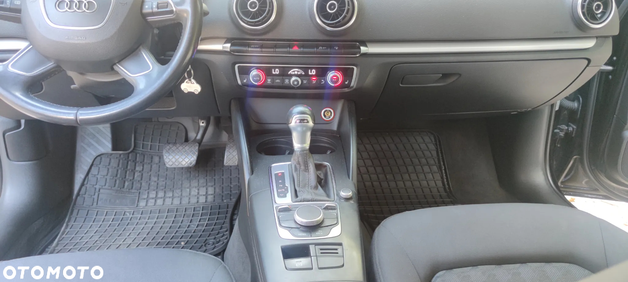 Audi A3 1.6 TDI Ambition S tronic - 17