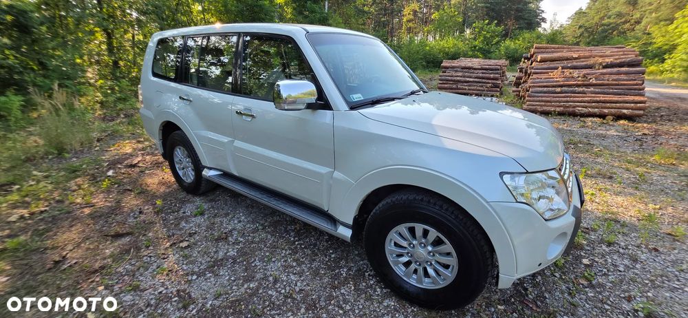 Mitsubishi Pajero - 3