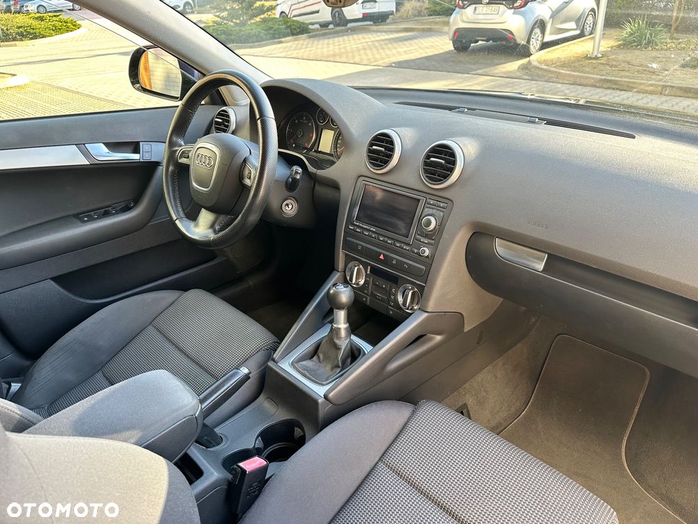 Audi A3 Sportback 2.0 TDI DPF Attraction - 16