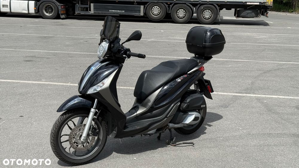 Piaggio Medley - 1