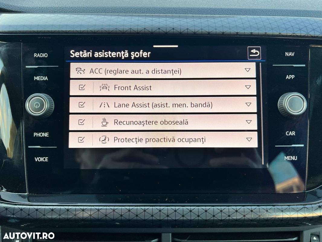 Volkswagen T-Cross - 20