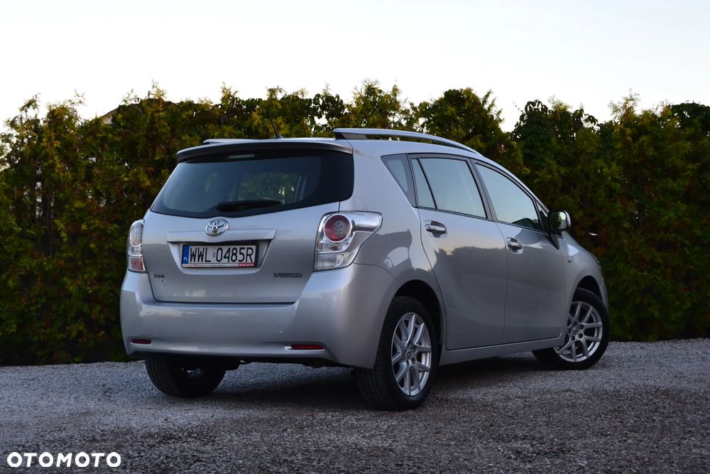 Toyota Verso 1.8 Sol plus NAVI - 22