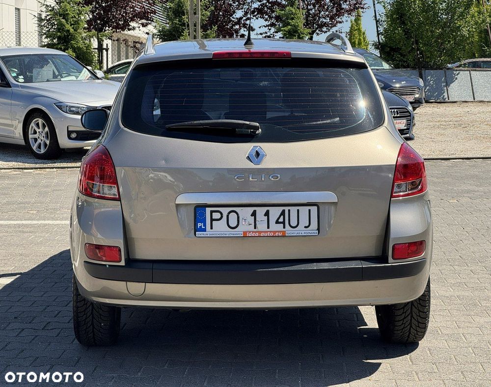 Renault Clio - 6