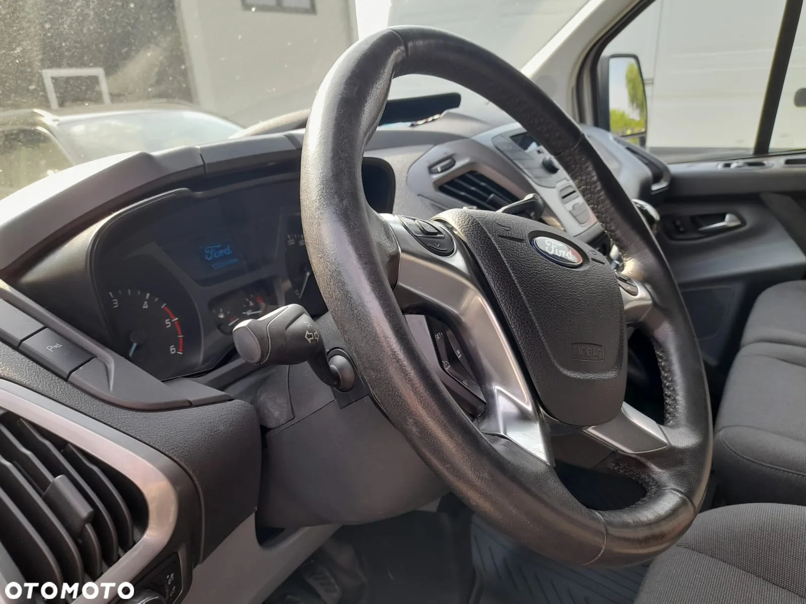 Ford Transit - 10
