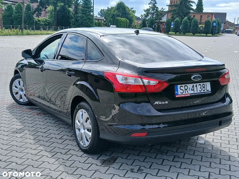 Ford Focus 1.6 TDCi Ambiente - 15