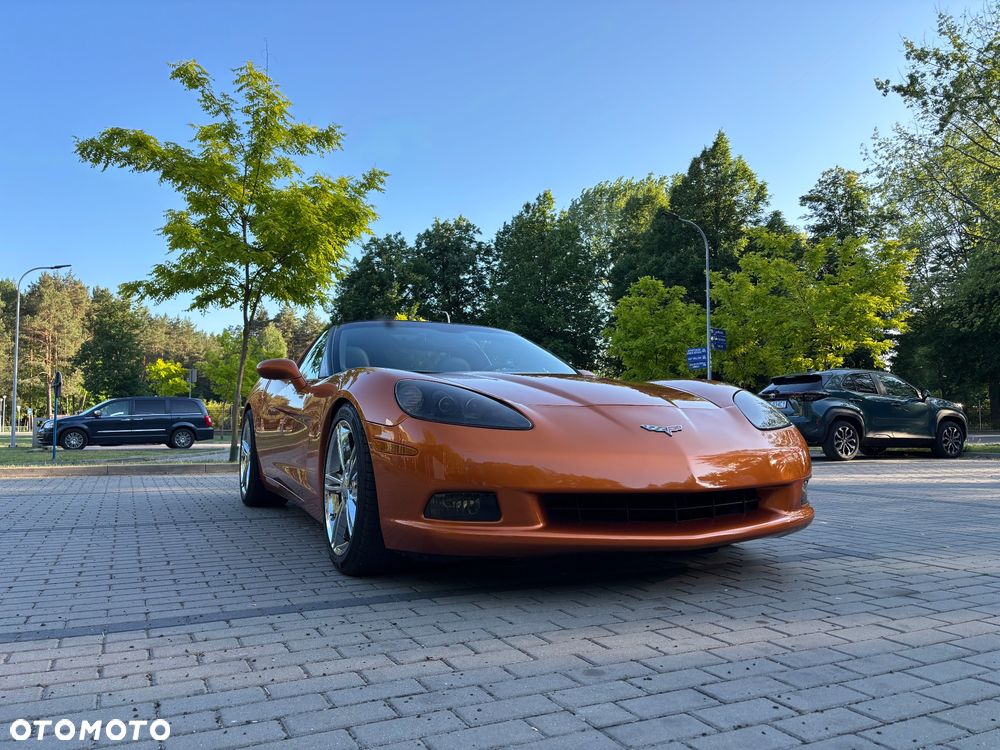 Chevrolet Corvette - 21