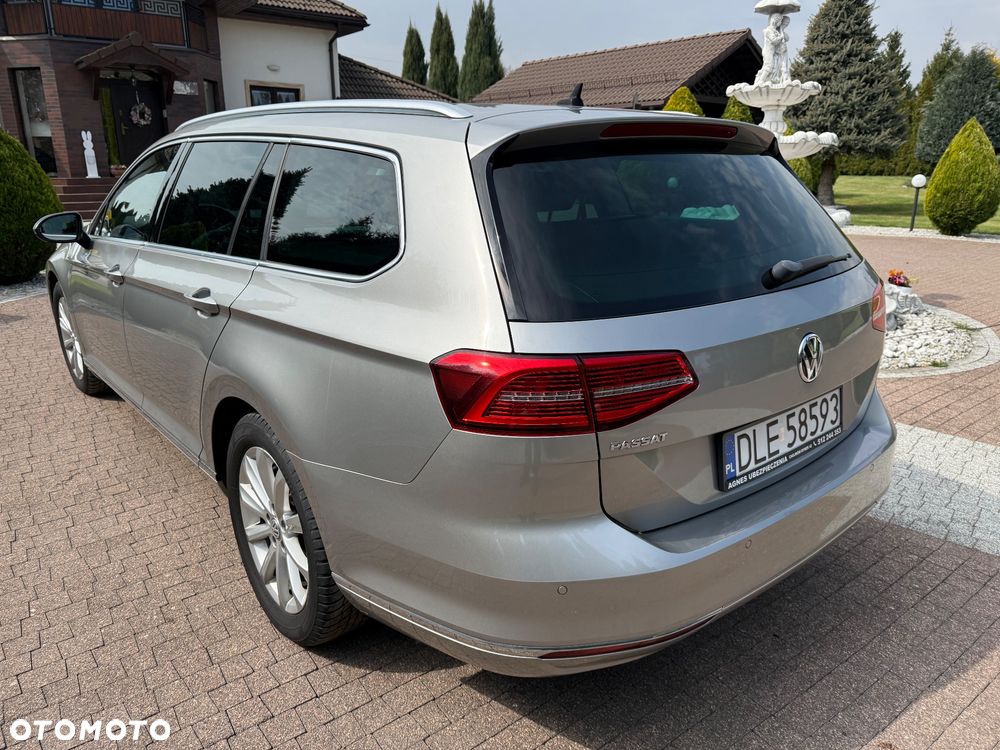 Volkswagen Passat 2.0 TDI (BlueMotion Technology) Highline - 4