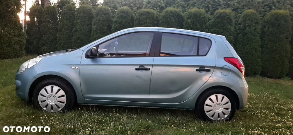 Hyundai i20 - 13