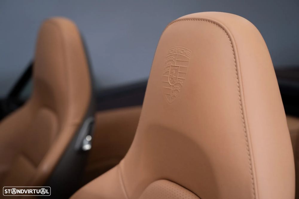 Porsche 911 (991) Carrera 4 S PDK - 20