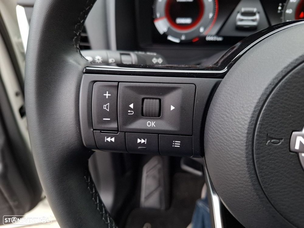 Nissan Qashqai 1.3 DIG-T N-Connecta LED - 15
