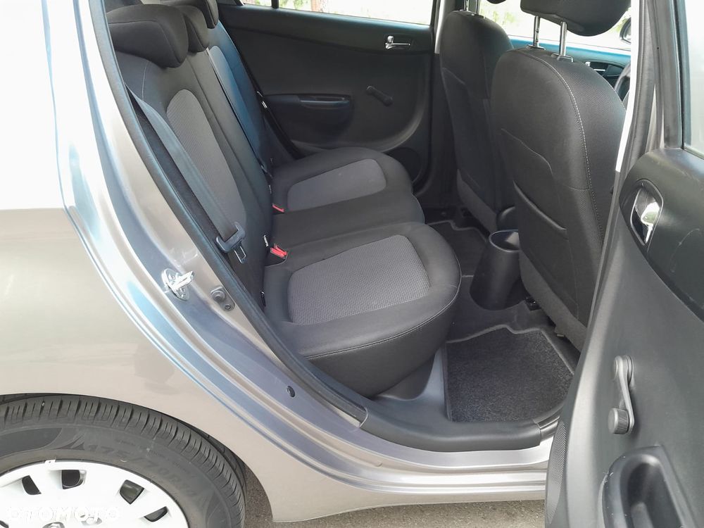 Hyundai i20 - 8