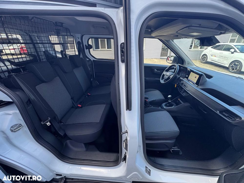 Ford Courier - 15