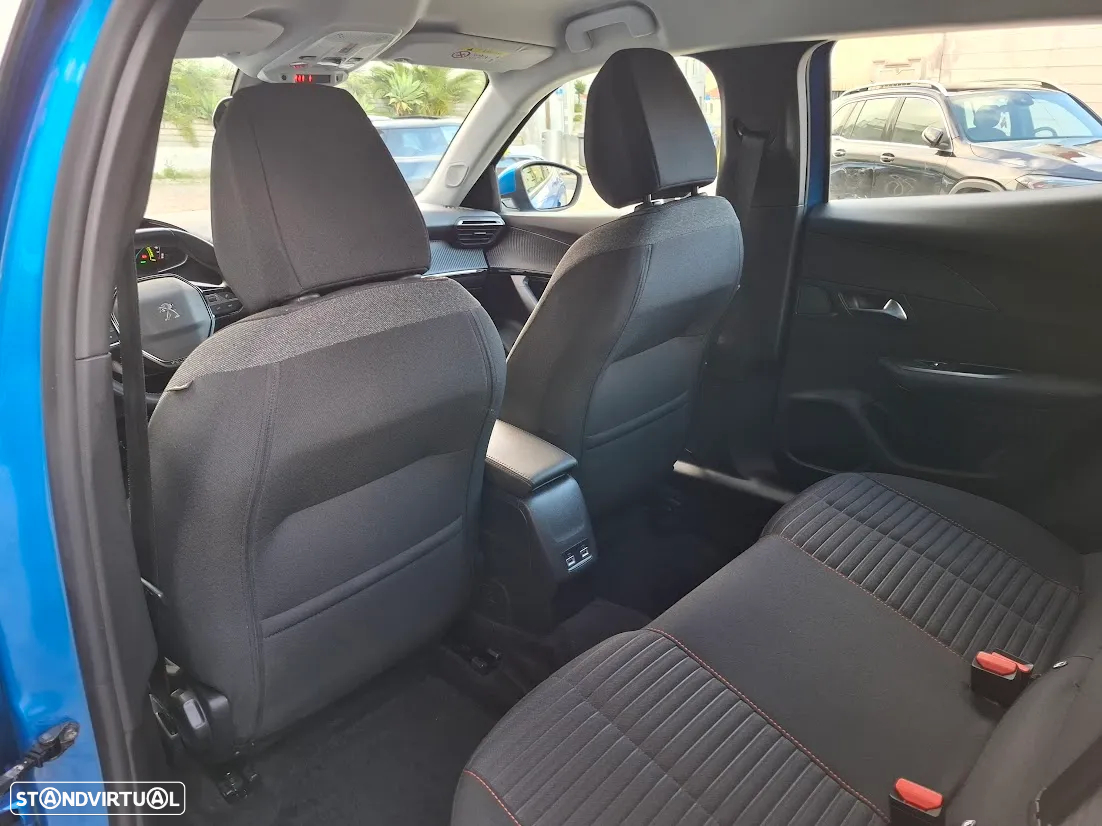 Peugeot e-2008 50 kWh Active Pack - 20