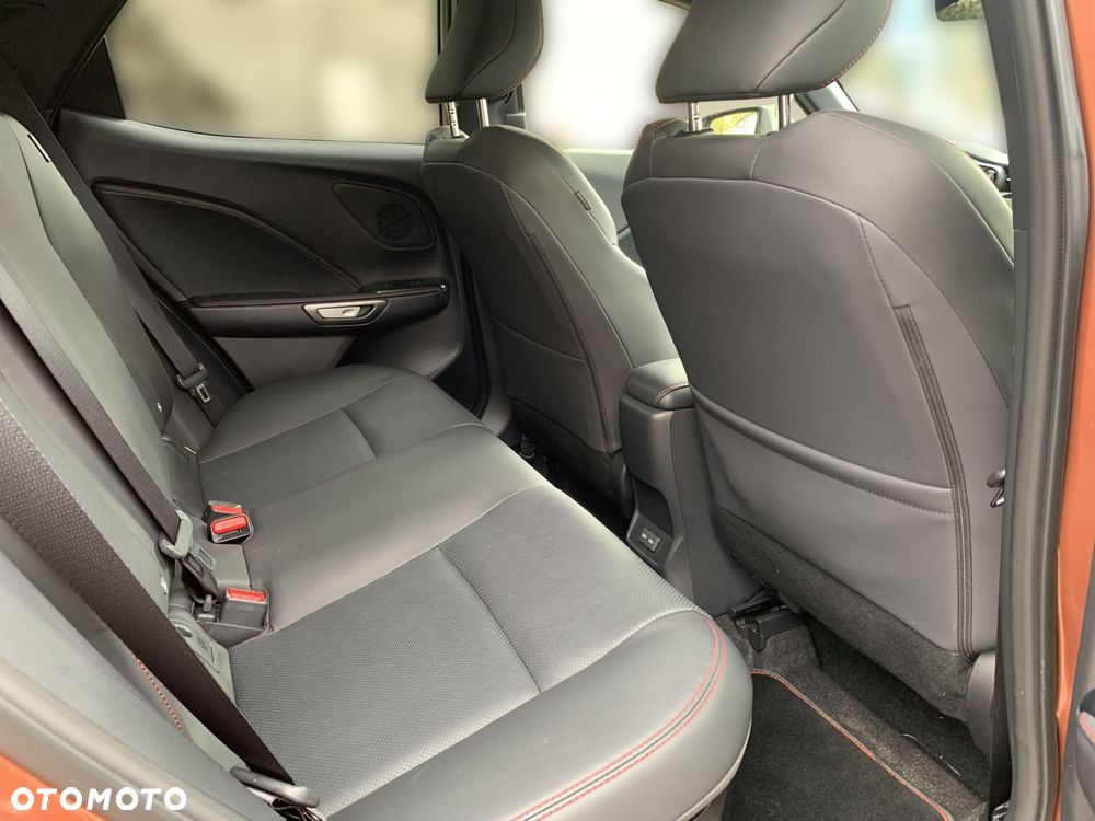 Lexus LBX 1.5 Hybrid Emotion - 18