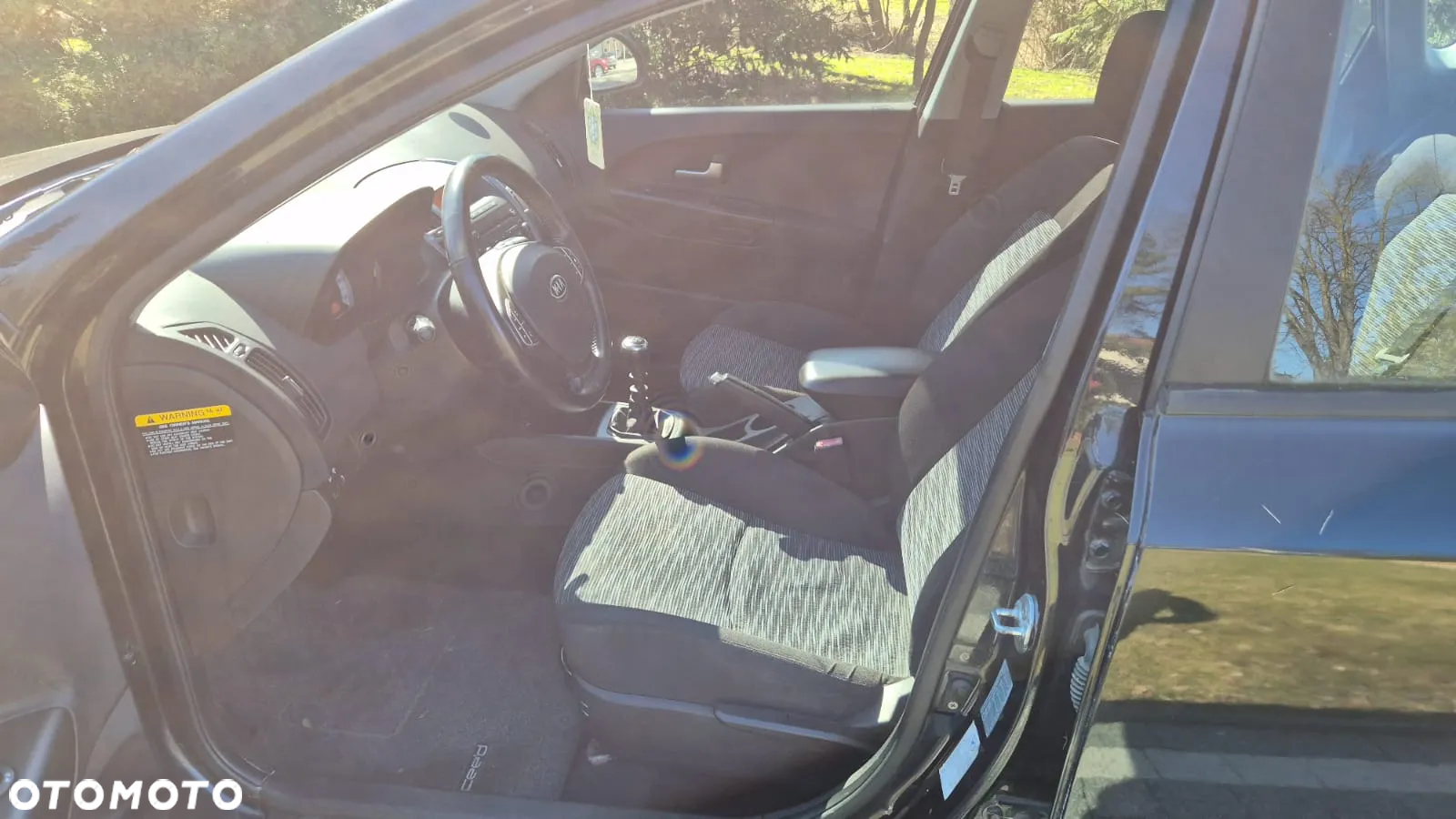 Kia Ceed 1.6 CRDi 90 ISG Spirit - 17