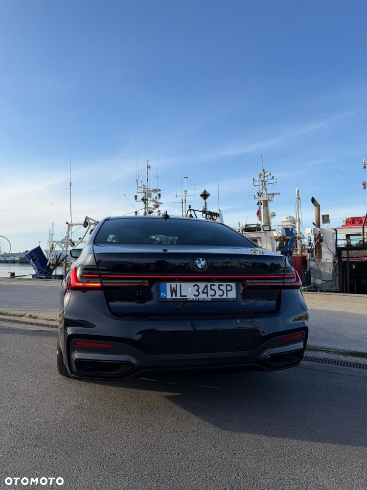 BMW Seria 7 750d xDrive sport - 9